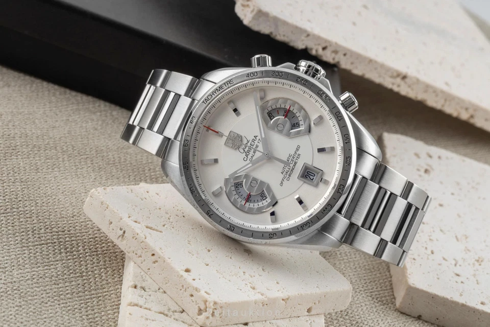 Chronographe automatique Tag Heuer Grand Carrera acier réf. CAV511B - Photo 3/4
