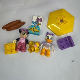 LEGO DUPLO Minnie's Bow-tique 10844 Minnie&rsquo;s Birthday Party 10873 -Incomplete