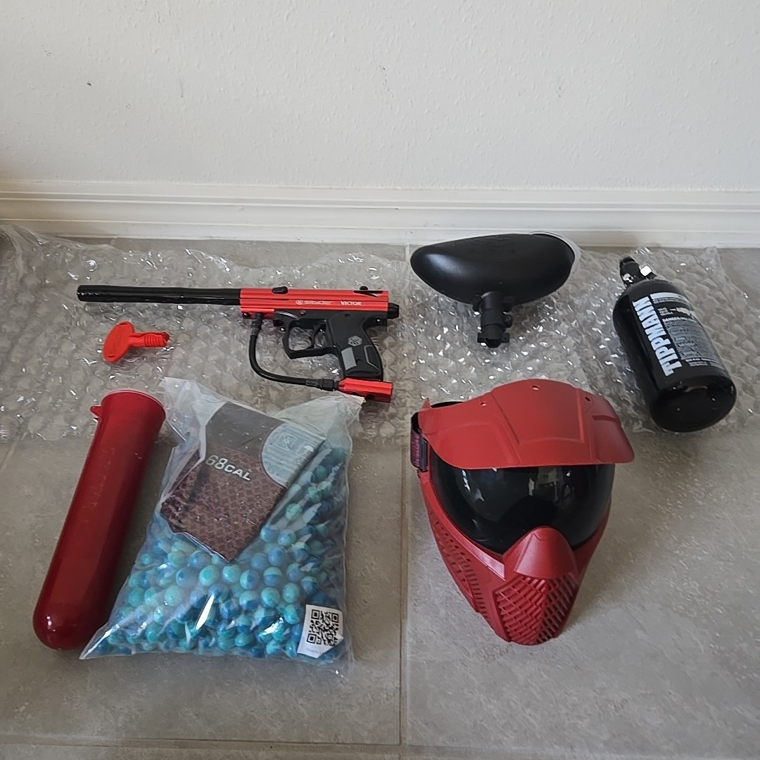 Lot: Helmet, Balls, Empty Canister