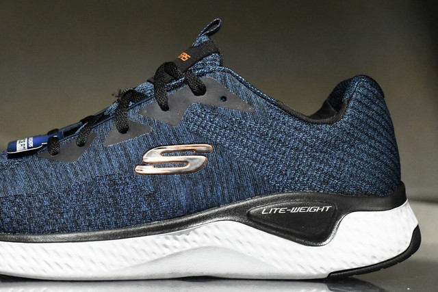 skechers larson sotes