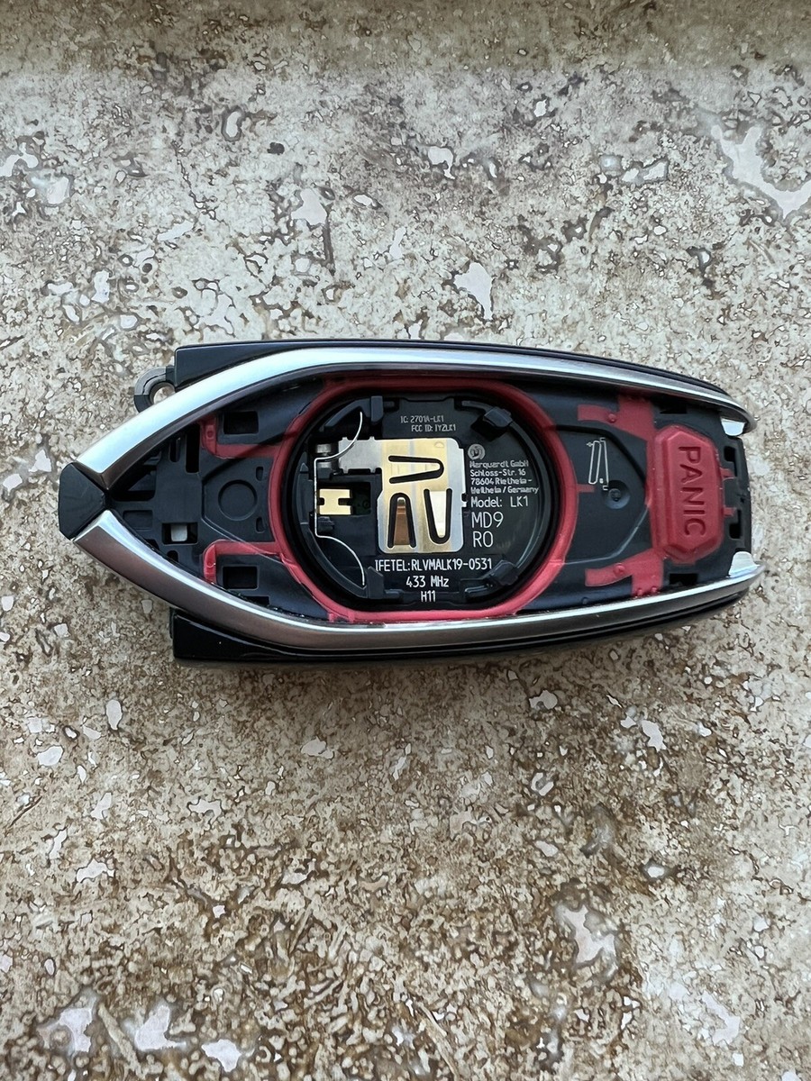 2021 - 24 LAMBORGHINI URUS SMART KEY REMOTE FOB FCC: IYZ-LK1 4ML