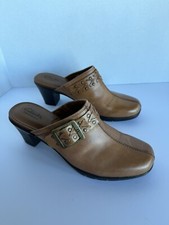 CLARKS BENDABLE WOMEN'S MULES / SIZE 10 M / EXCELLENT CLEAN AND NEW CONDITION