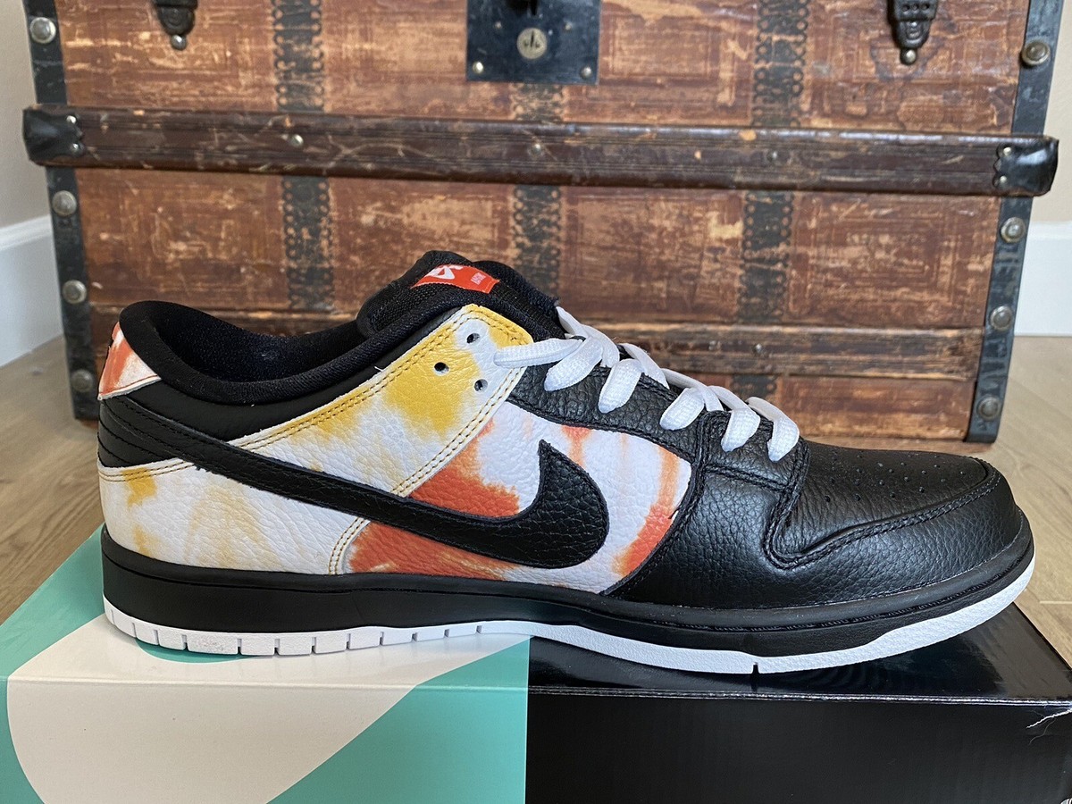 スニーカー Nike TD SB Dunk Low \"Tie-Dye Raygun\" $_12.JPG?set_id=880000500F