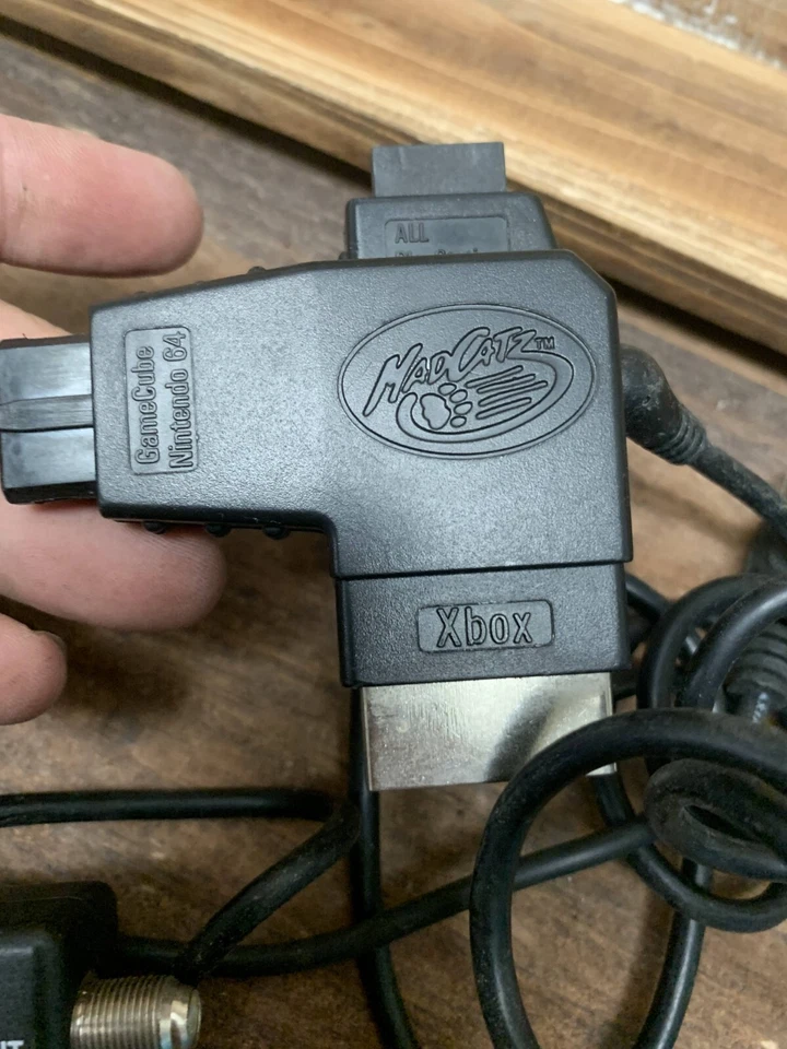 MadCatz Auto RF Switch Model #6004 For PlayStation Nintendo 64 Sega Dreamcast - Image 2 of 4