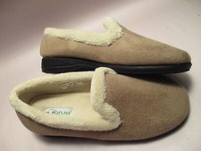 Flexus Isla Women 38 US 8 Cushion Memory Insole Faux Fur Lined Slippers w/ Spot