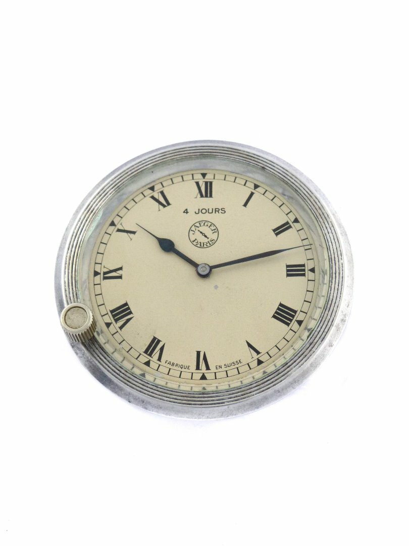 Nice car clock / instrument panel clock made by Jaeger Paris 4