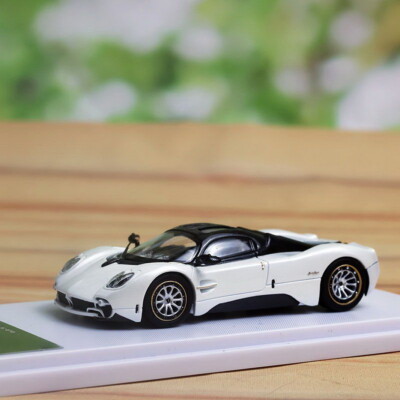 XF Model 1/64 Scale Pagani Utopia White Diecast Car Model Toy Gift NIB