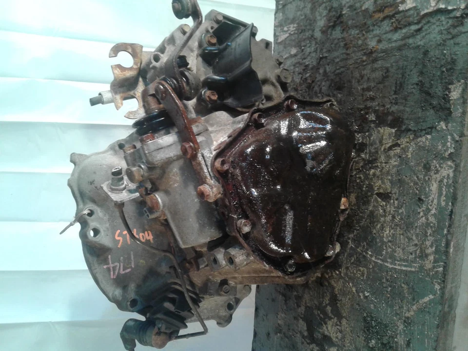 Used Manual Transmission Assembly fits: 1989 Subaru Justy MT 2WD Grade A Foto 2 de 4