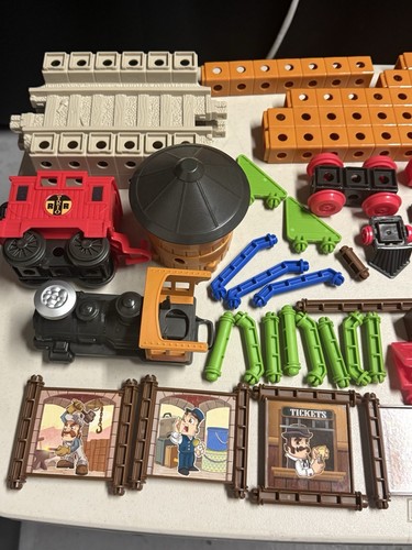 Fisher Price TRIO Train Station - NOT COMPLETE SET - Picture 2 of 7