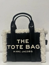 Marc Jacobs The Mini Crinkle Tote Bag