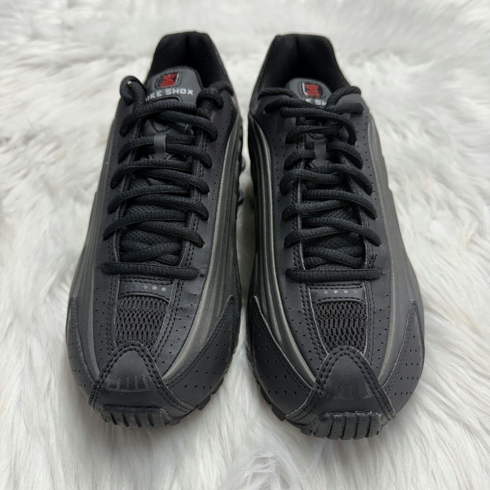 Nike Shox R4 Black Bright Crimson GS Running CW2626-003 NEW Multi Sz thumbnail 4