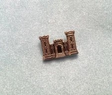 Vintage Gold Tone Castle Tie Tack Pin Nice Details