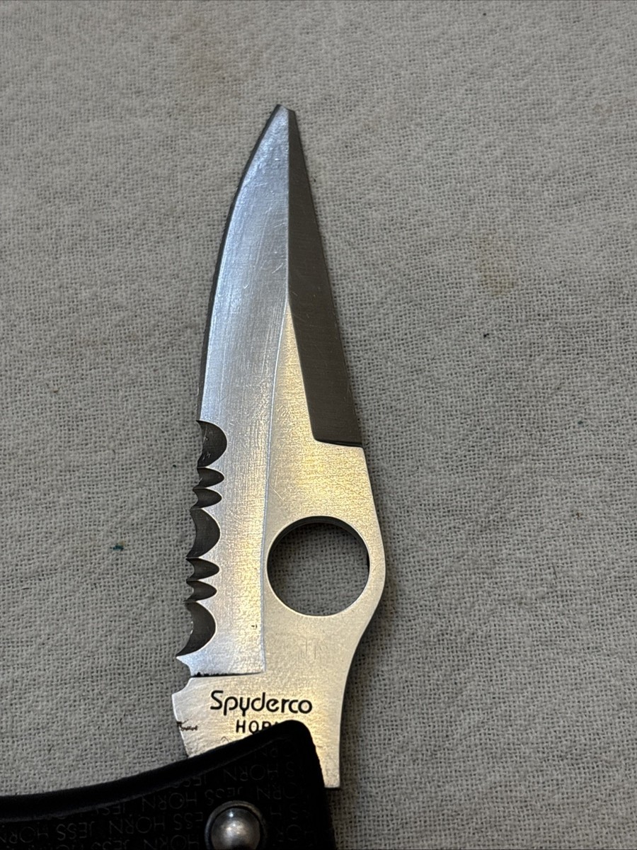 Spyderco C38PSBK Horn Zytel Circa 1997 Model) AUS-8 SS Blade has