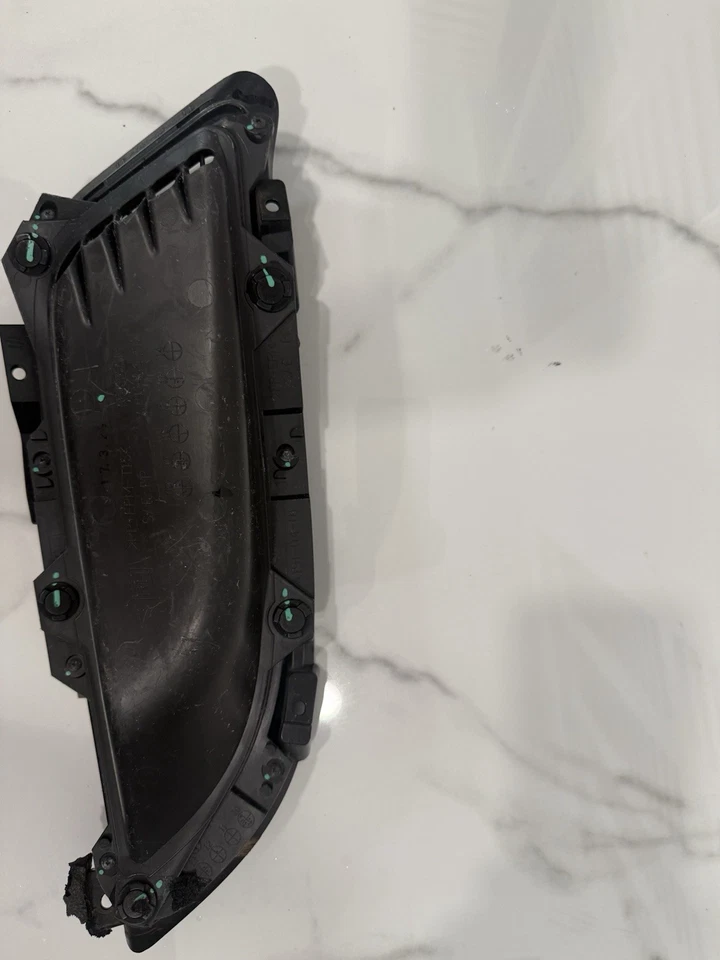 英菲尼迪 Q60 IPL 雾灯删除边框格栅装饰原始设备制造商黑色 2014-2015 年右 — 第 3/4 张图片