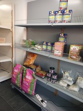 5 Meter Long Grey Shop Fixtures And Shelves X 30