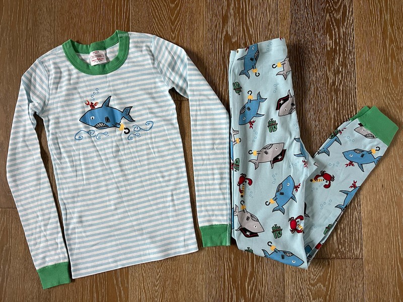 Hanna Andersson Boys Pitate Shark Pajama Size 150/US 12 EUC