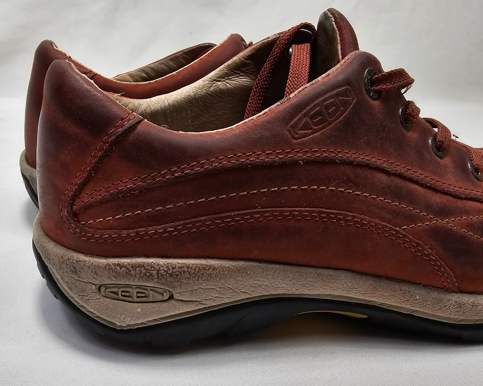 Scarpe da ginnastica Keen da donna in pelle stringate per escursionismo rosse taglia 10