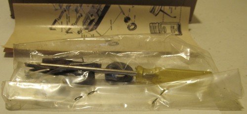 Gilbert Aurora O Gauge James Bond Spare Parts Kit for Road Race Set Cars O Scale - Picture 2 of 11