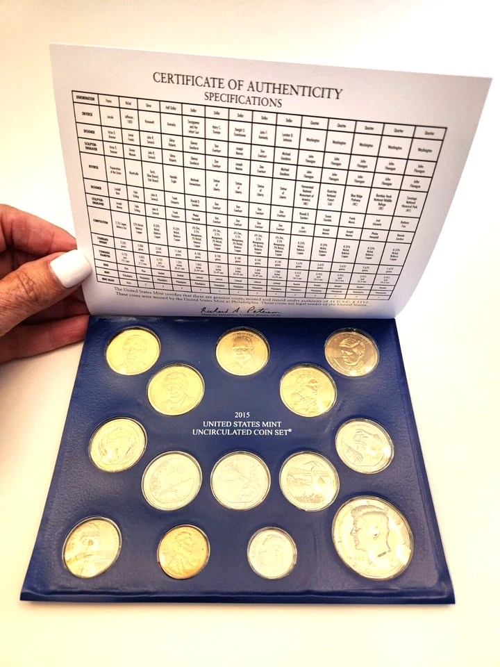 2015 UNITED STATES MINT UNCIRCULATED COIN SET- Philadelphia & Denver. Excellent! - Image 4 of 4
