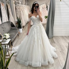 Charming A-line Wedding Dresses Sweetheart off the Shoulder Lacing Up Appliques