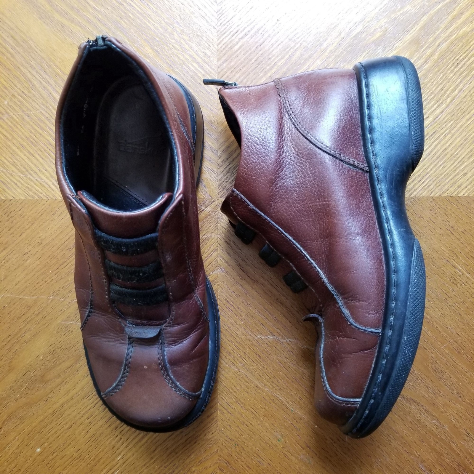 Dansko 37 Brown Leather Ankle Boots 