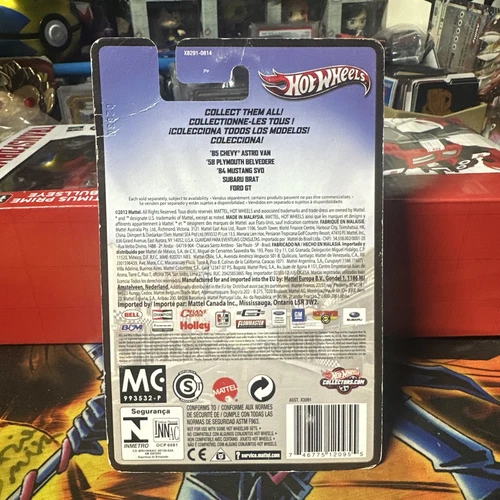 Hot Wheels Boulevard SUBARU BRAT PICKUP 2012 - Picture 3 of 4