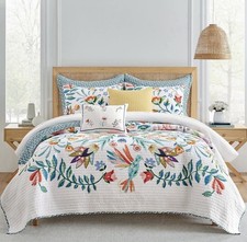 Levtex Home Danika Full/Queen Quilt Set 88x92 in