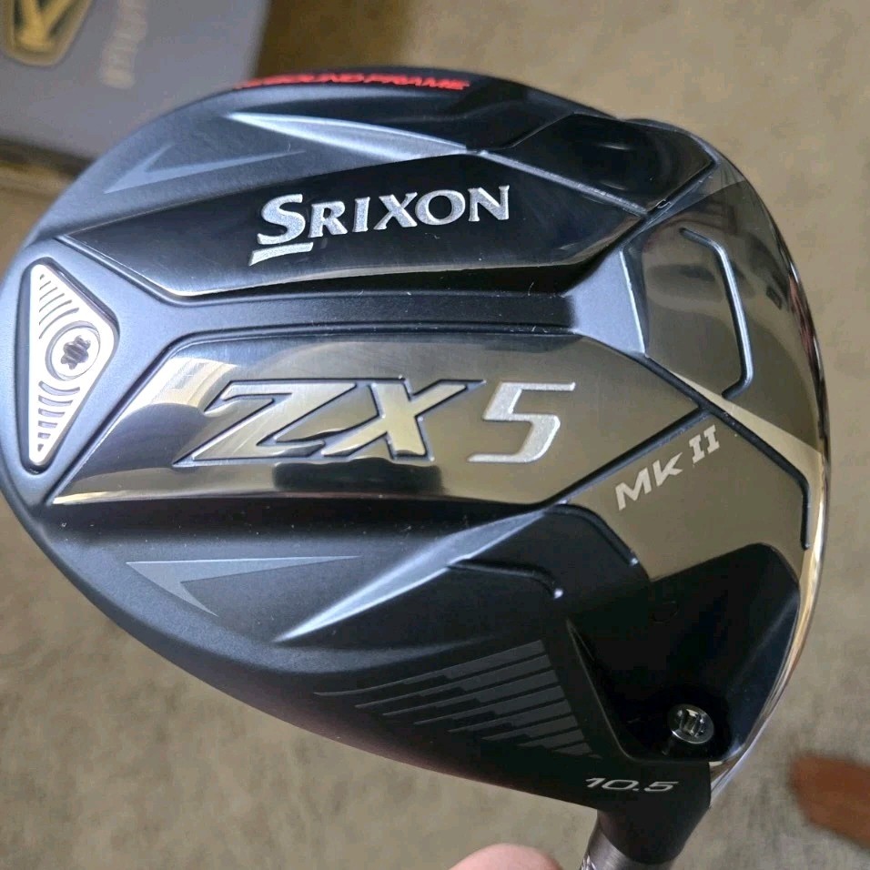 Srixon ZX5 MKII Driver 10.5* Fujikura Ventus Blue 6 Stiff RH