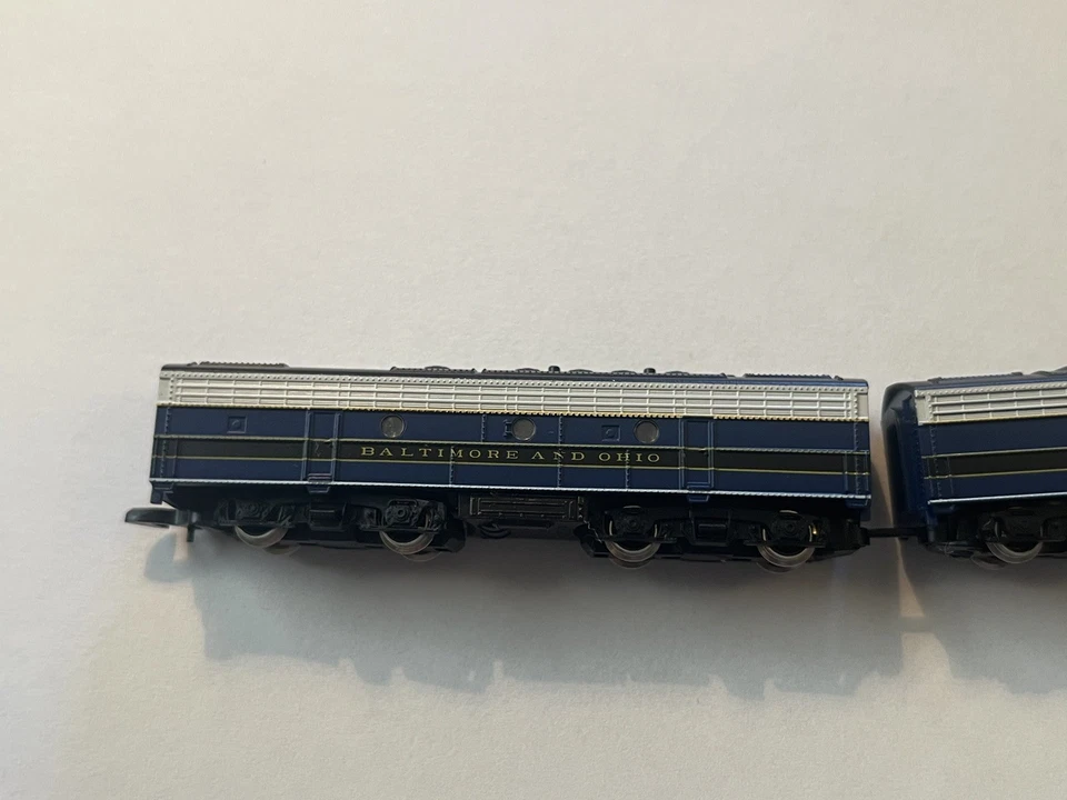 Marklin Z scale Mini Club 88602 F7 A-B Baltimore & Ohio Loco +CC New mint  - Image 3 of 4