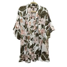 Victoria's Secret Robe Size XS/S White Floral Feminine Satin Bridal Belted Silky