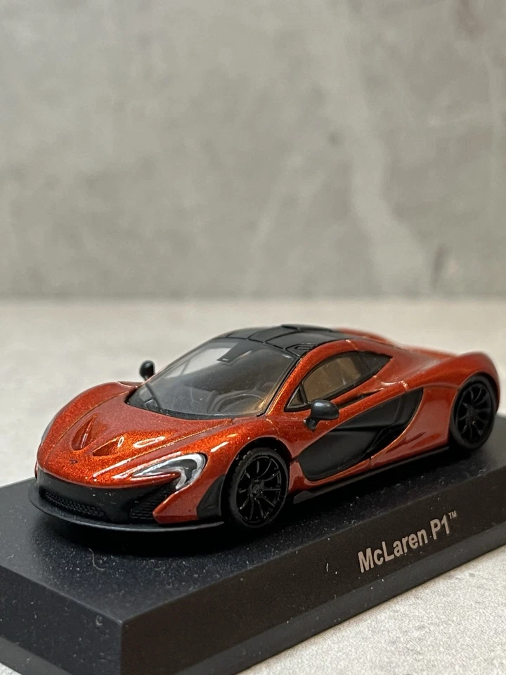 Modelo de coche fundido a presión 1/64 Kyosho MCLAREN P1 NARANJA  Foto 2 de 4