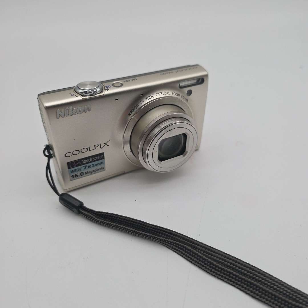 Nikon COOLPIX S6900 16.0MP Digital Camera - Black for sale online
