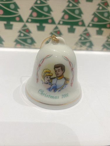 Cinderella A Dream Is A Wish Christmas Disney Grolier Porcelain Bell Ornament - Picture 2 of 12