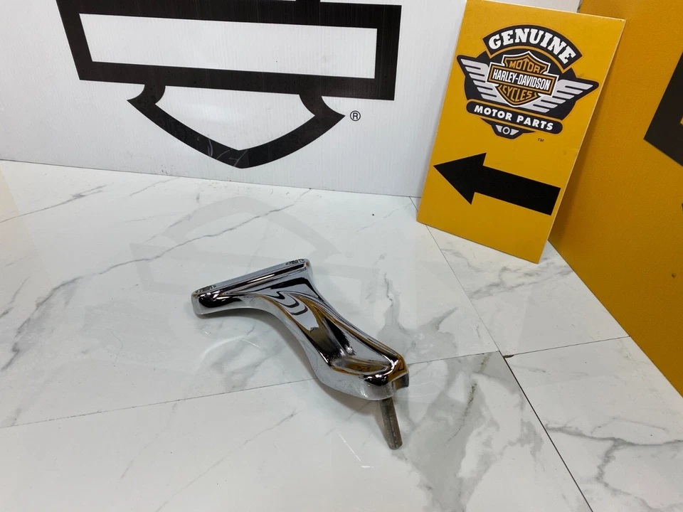 OEM 08-11 Harley Rocker C Passenger Trick Seat pierna derecha soporte de montaje Sup Foto 4 de 4