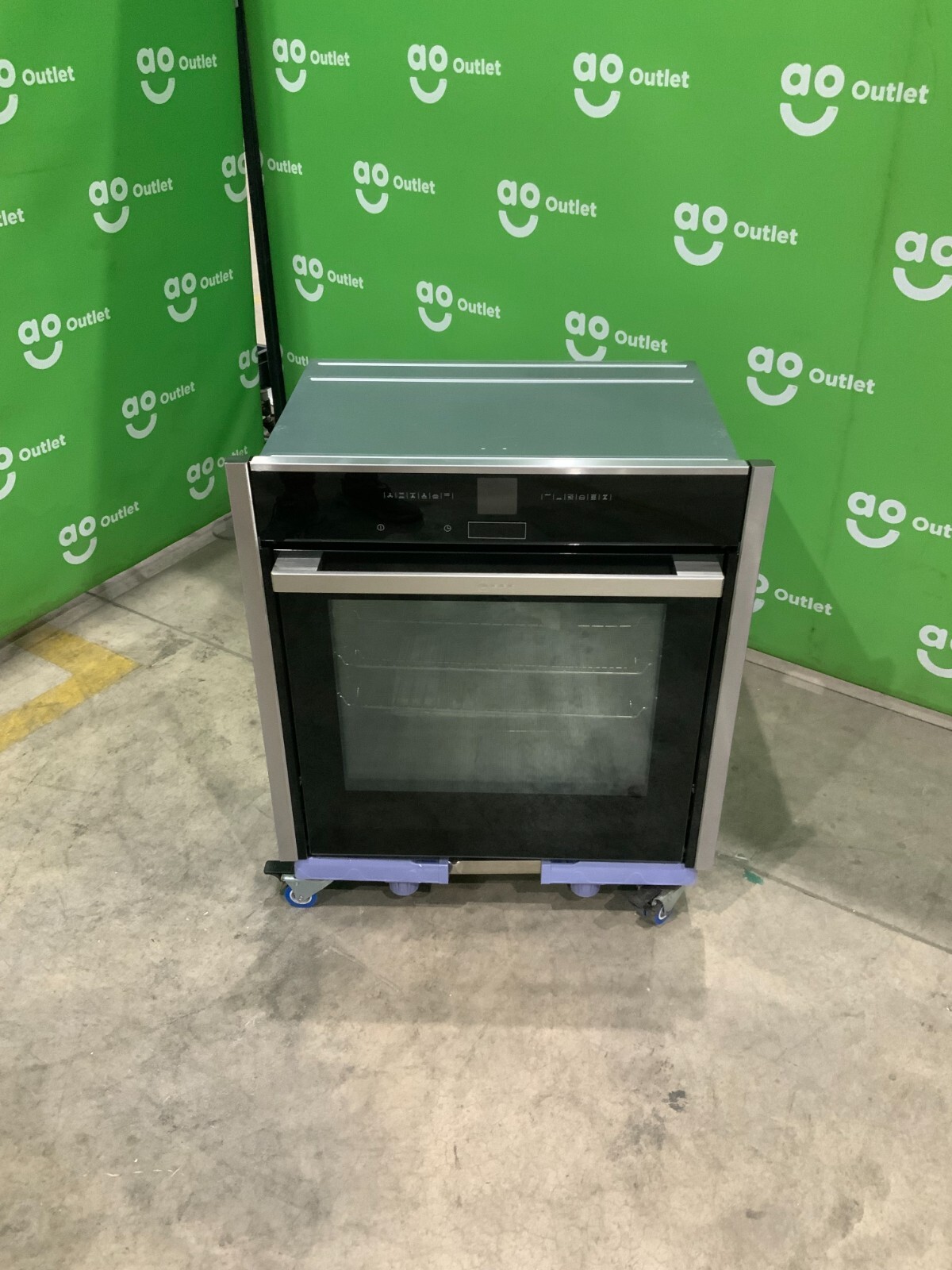 NEFF Built In Electric Single Oven Stainless Steel A+ Rated B57CR22N0B