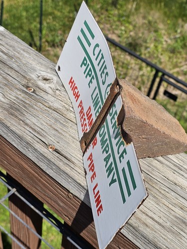 CITIES SERVICE PIPELINE OIL COMPANY SIGN DANGER HIGH PRESSURE PORCELAIN - Picture 4 of 6