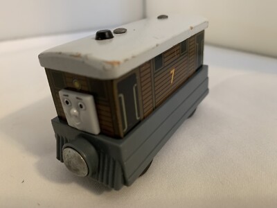 Thomas & Friends Wooden Railway 2012 Toby Magnetic Wooden Train- Y4081