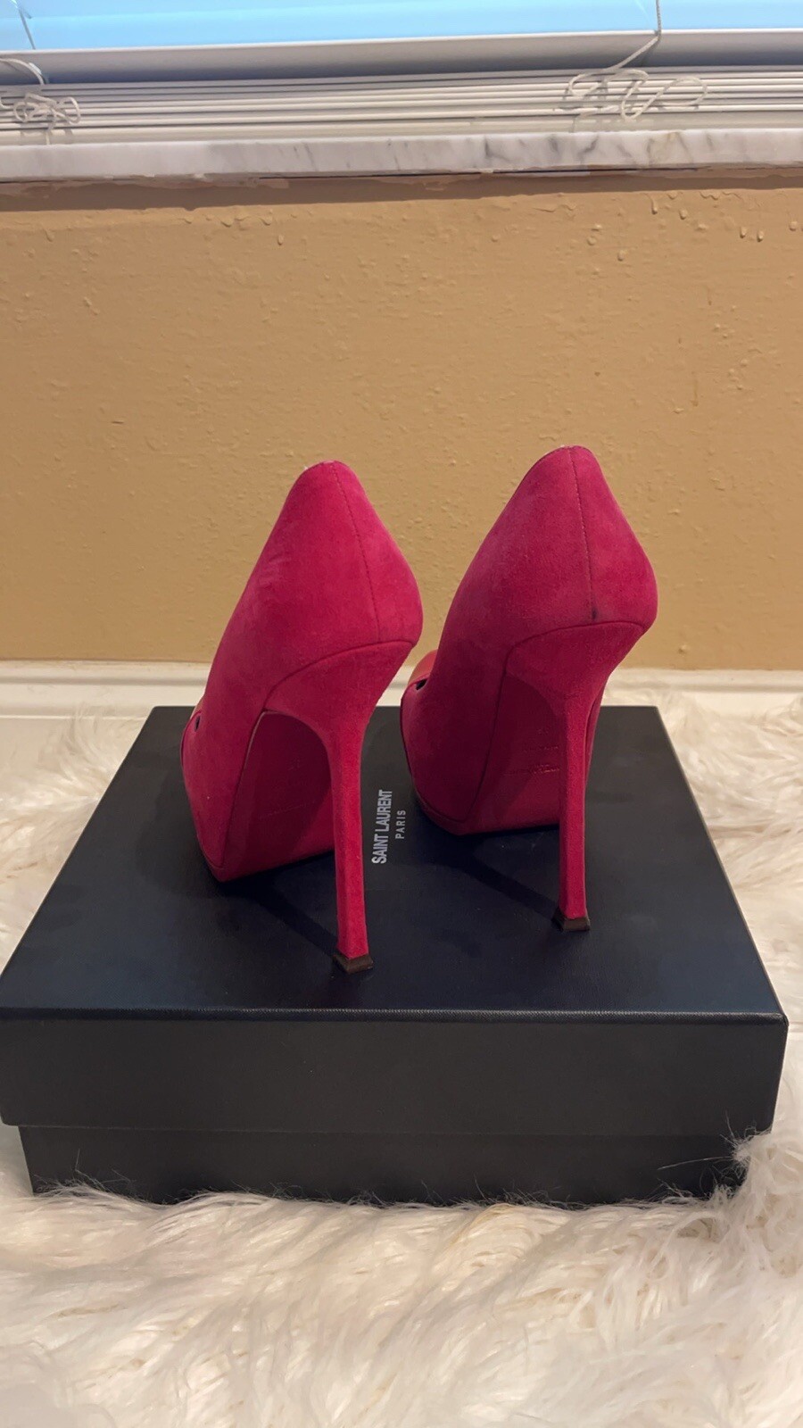 Décolleté fucsia rosa in pelle scamosciata rosa Yves Saint Laurent YSL Tribtoo Tribute 2 taglia 36 $795