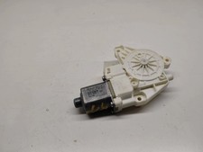 Mercedes-Benz A W176 2014 Links Fensterhebermotor Tür vorne A2469065100 GJA8182 Mercedes-Benz A W176 2014 Links Fensterhebermotor Tür vorne A2469065100 GJA8182