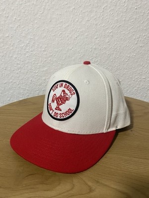 The Dudes SnapBack Cap Herren Weiß Rot Hahn One Size