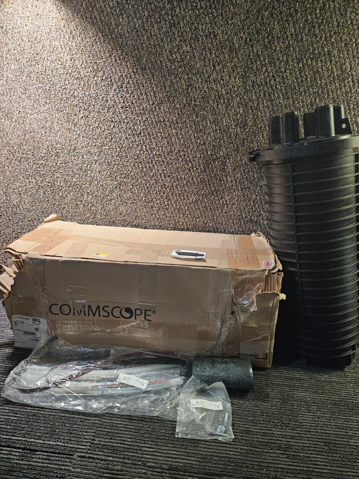 COMMSCOPE MY211A-000 Single-Ended Fiber Optic Splice Closure, Round Ports