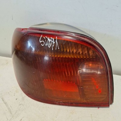 Toyota Yaris 2003 Hinten links Rückleuchte Heckleuchte 52049 OTI5156