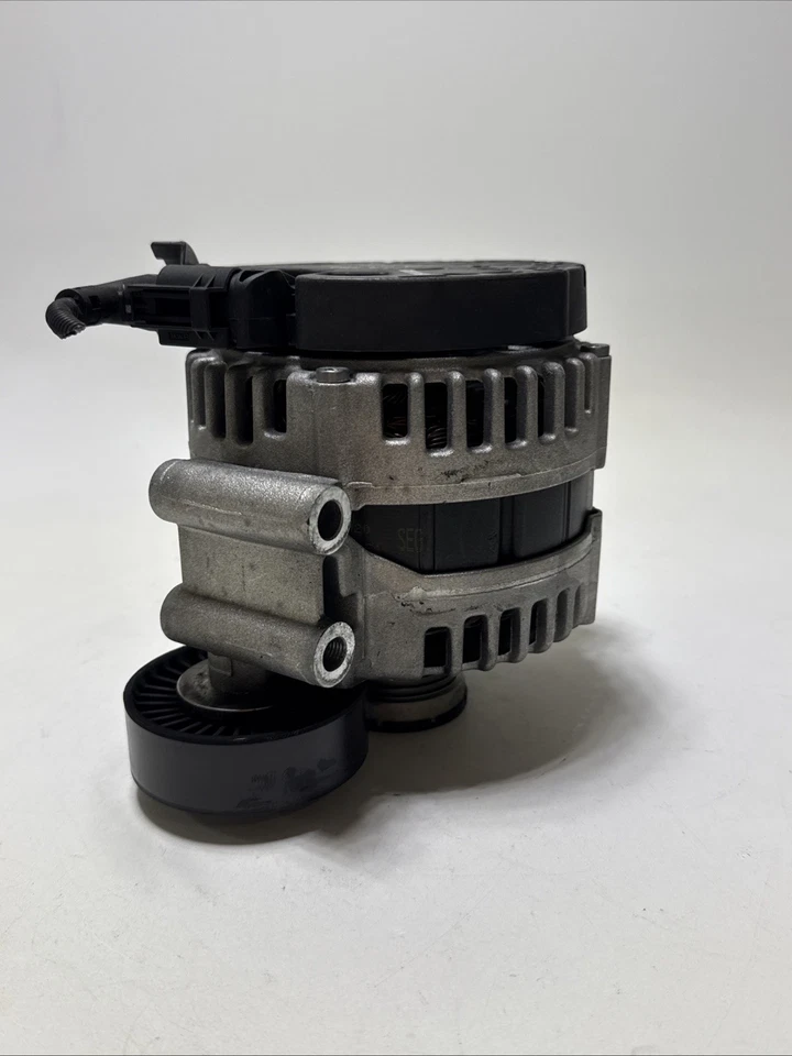 07-10 宝马 328i E92 E93 528i 528xi X5 交流发电机组件 12317551256 原始设备制造商 — 第 4/4 张图片