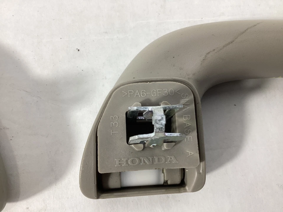 Manijas de agarre interiores Honda Odyssey 2011-2017 2 piezas OEM. Foto 2 de 4