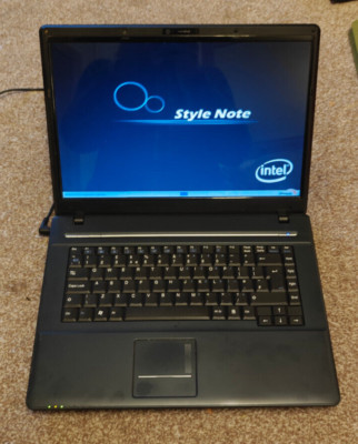Clevo Novatech M761SU NVidia Laptop Windows 11 DVD SSD BT Webcam Gd Batt günstig