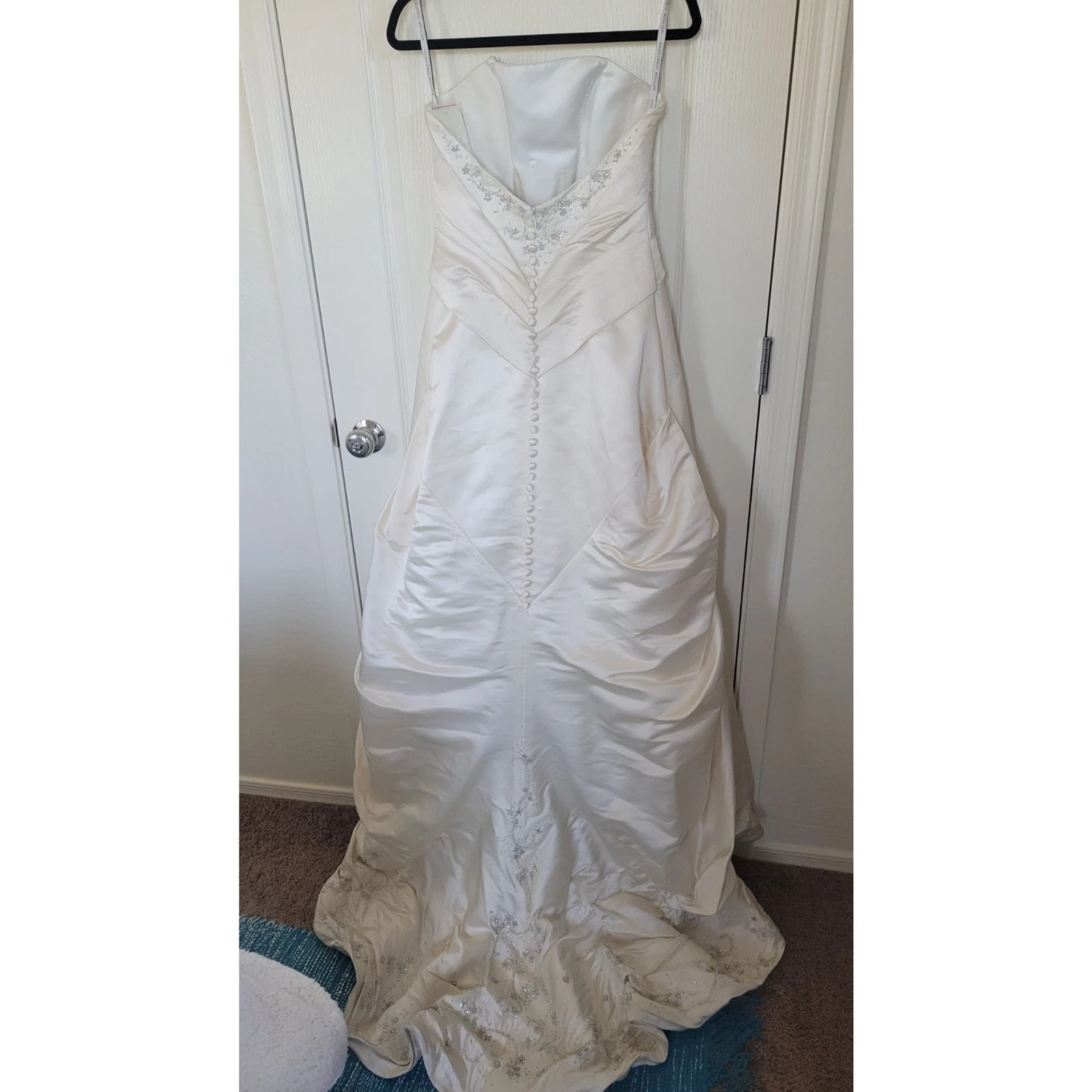 OFF WHITE Abito da sposa Matthew Christopher in seta bianco sporco