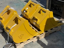 18" Bucket quick connect 027 3T Quick Hitch Heavy-Duty Bucket