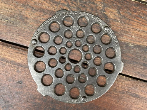 Griswold Cast Iron #7 Fully Marked Dutch Oven Trivet