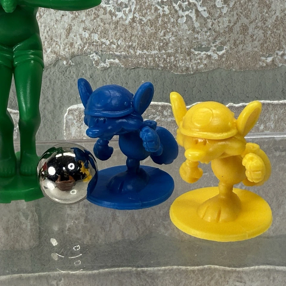 Vintage Mouse Trap Board Game 4 Mice 2 Marbles 1 Green Diver Replacement Parts - Image 4 of 4