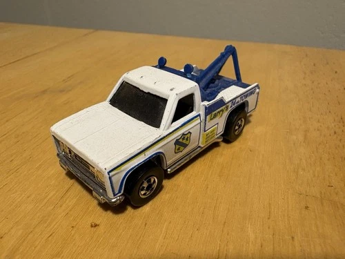 Vintage 1974 Hot Wheels Larry’s 24hr Towing White Tow Truck Hong Kong